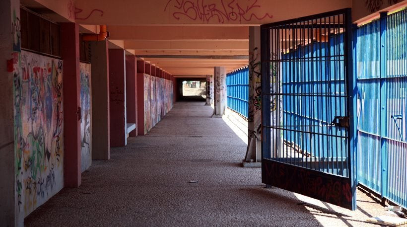 Μετά… τη ναφθαλίνη, ήρθαν και βάνδαλοι σε σχολείο του Αγρινίου